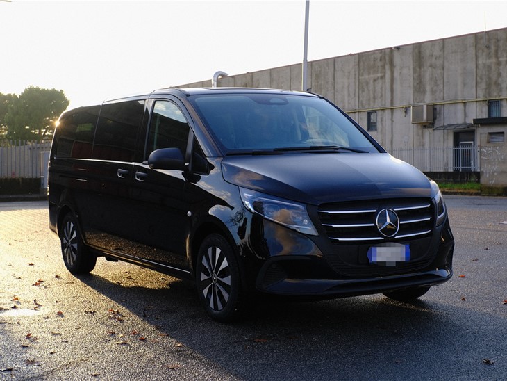 Mercedes Vito 9 posti EXTRALONG
