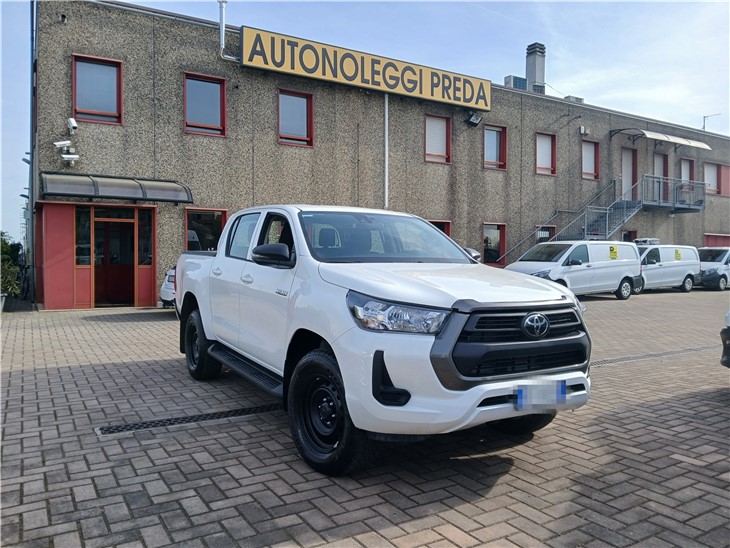 Pick-Up Toyota Hilux Doppia Cabina